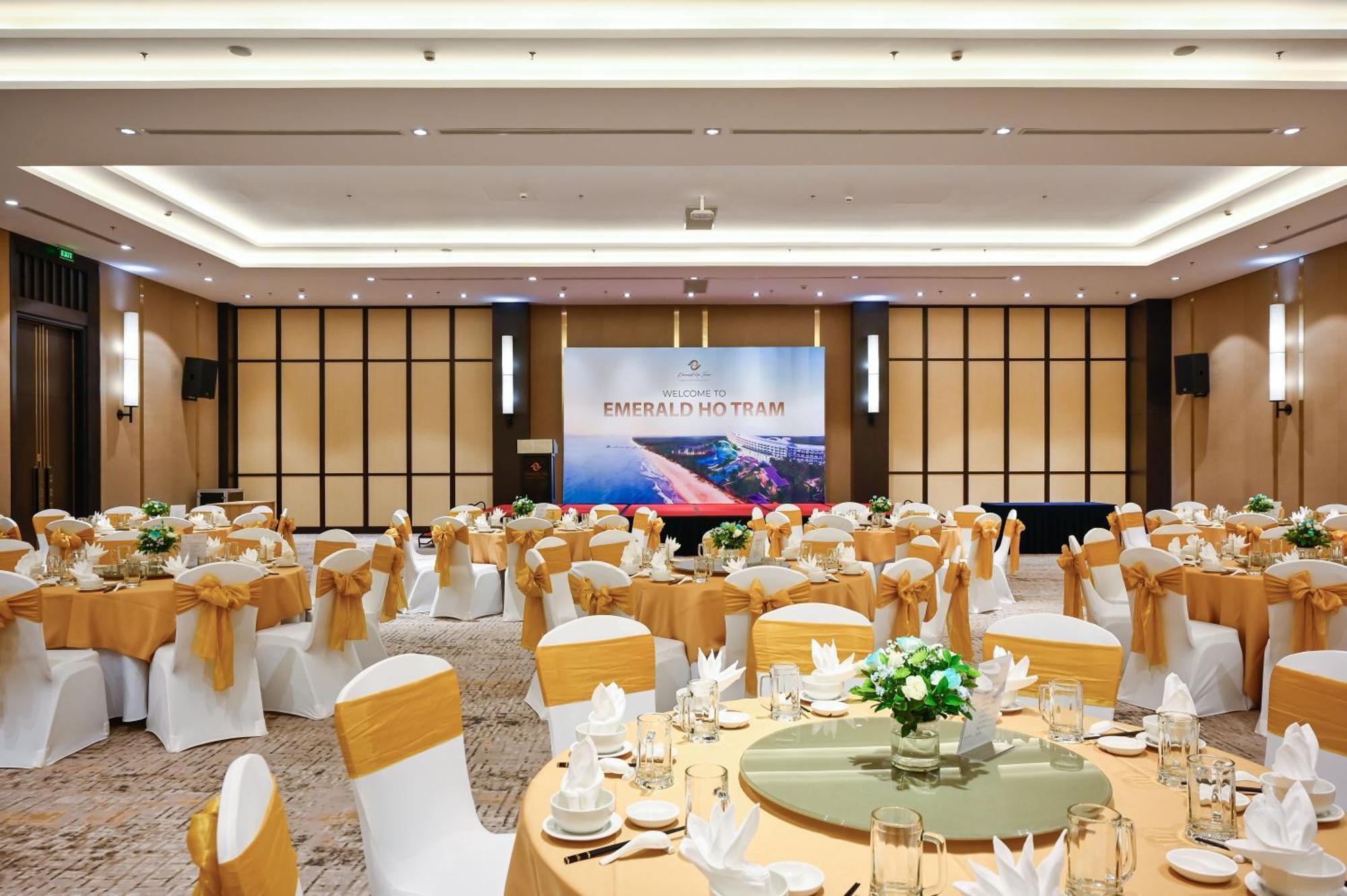 Emerald Ho Tram Resort ภายนอก รูปภาพ